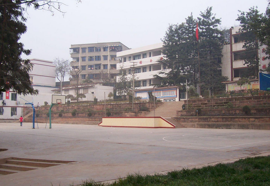 2025年眉山市文宫中学招生分数线|录取分数线是多少？